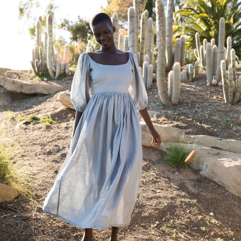 Kara Thoms Bellflower Dress in Chambray Linen- Size L - Picture 1 of 16